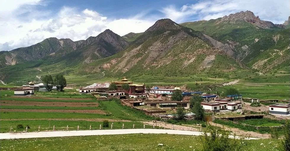 Choling Monastery