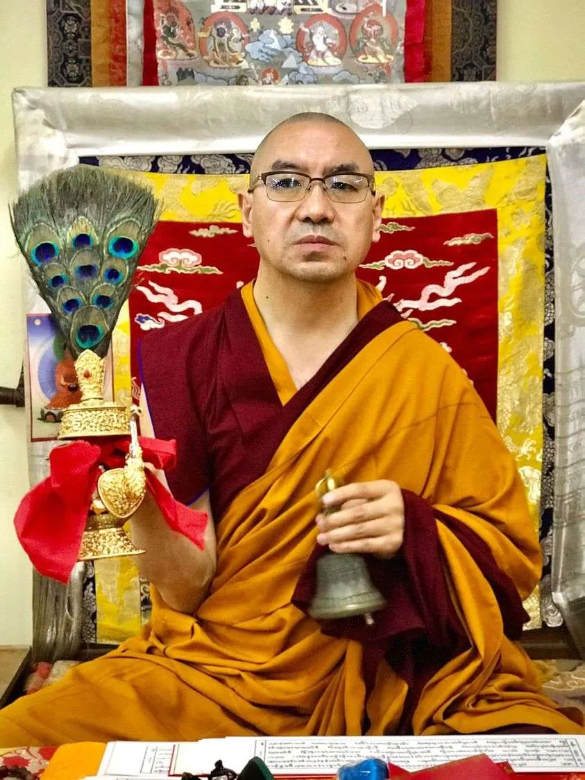 Tsangsar Rinpoche 306157631_5707827222583370_2416666135929777119_n